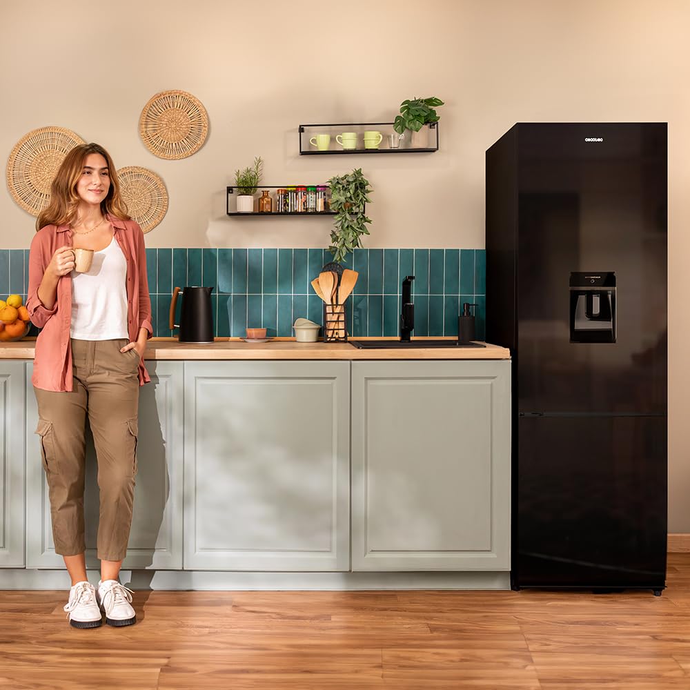 BLASTIVO™ | Réfrigérateur Combiné 250L — No Frost, Distributeur d'Eau, Cristal Noir
